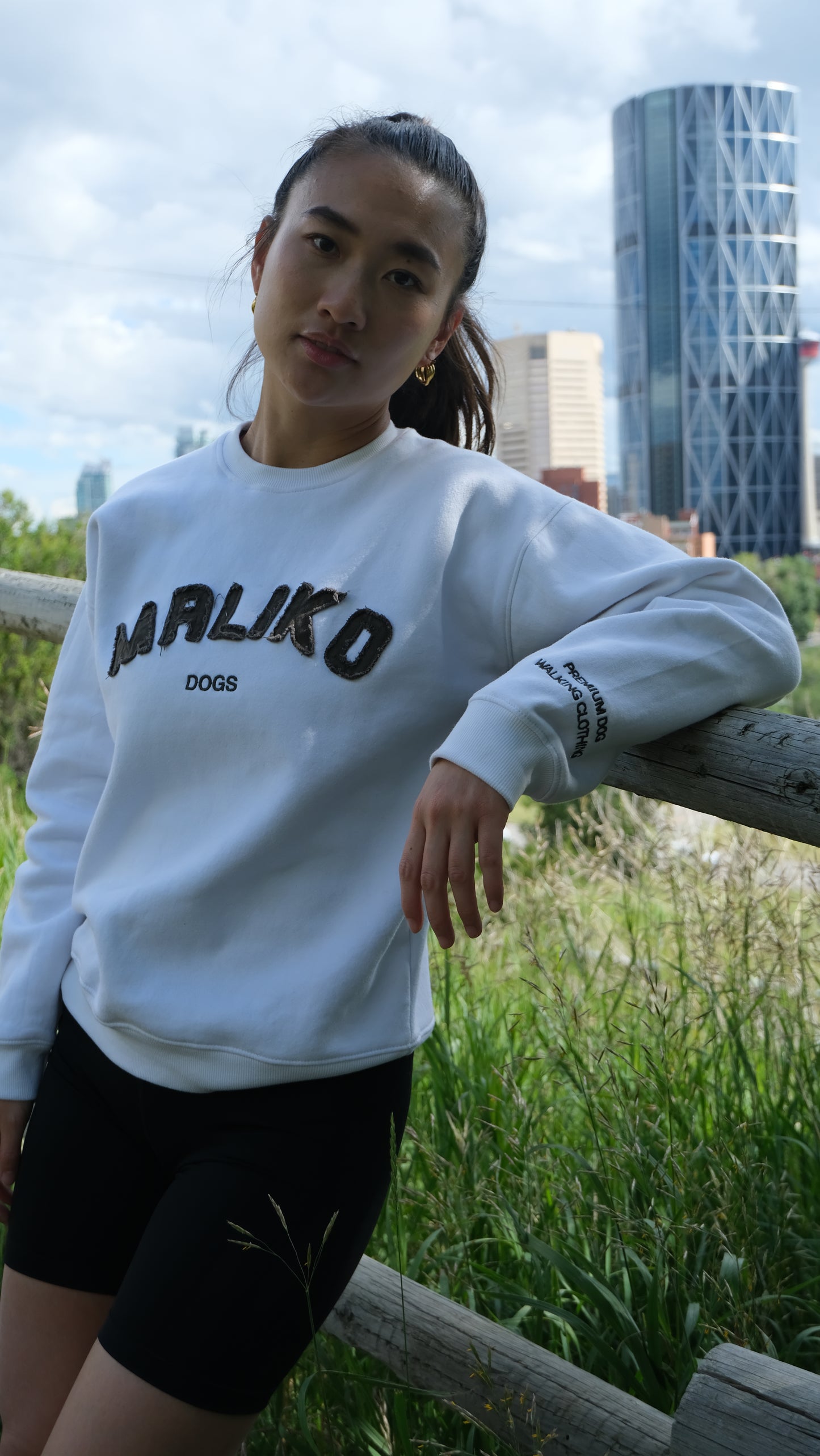 White Summer Crew Neck Sweatshirt